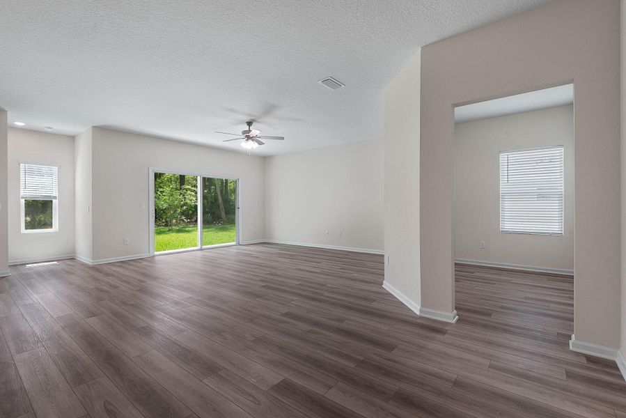12-web-or-mls-46 Poplar-12