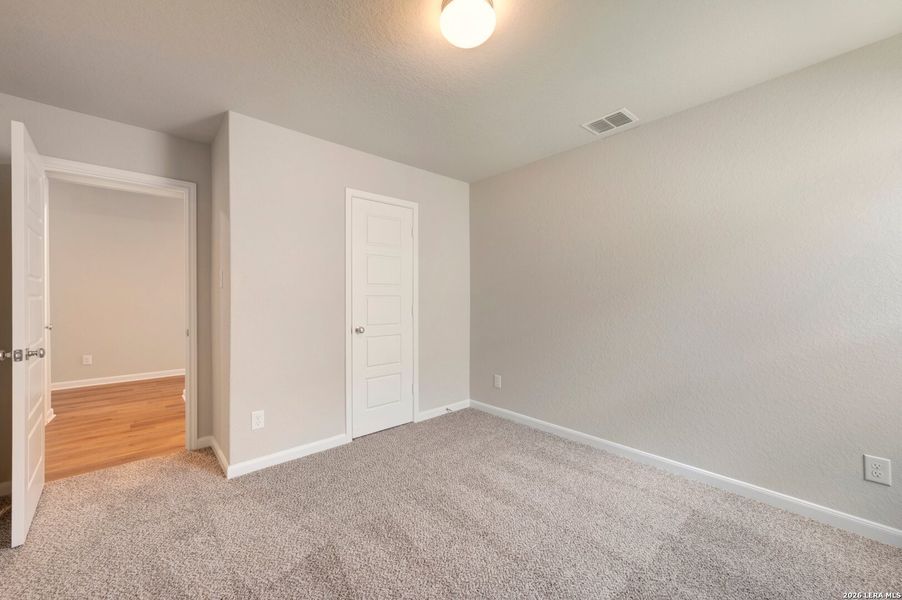 Spacious, unfurnished interior of a new home in Legacy Hills, San Antonio (Image 31).