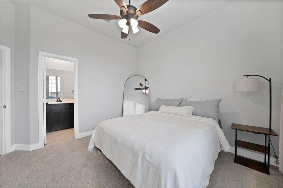 Furnished interior view inside a new home in , Mesquite (Image 11).