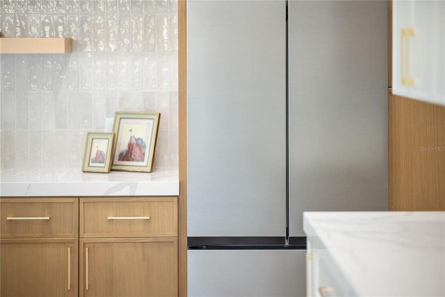 Close-up of interior finishes inside a home in , Port Charlotte (Image 57).