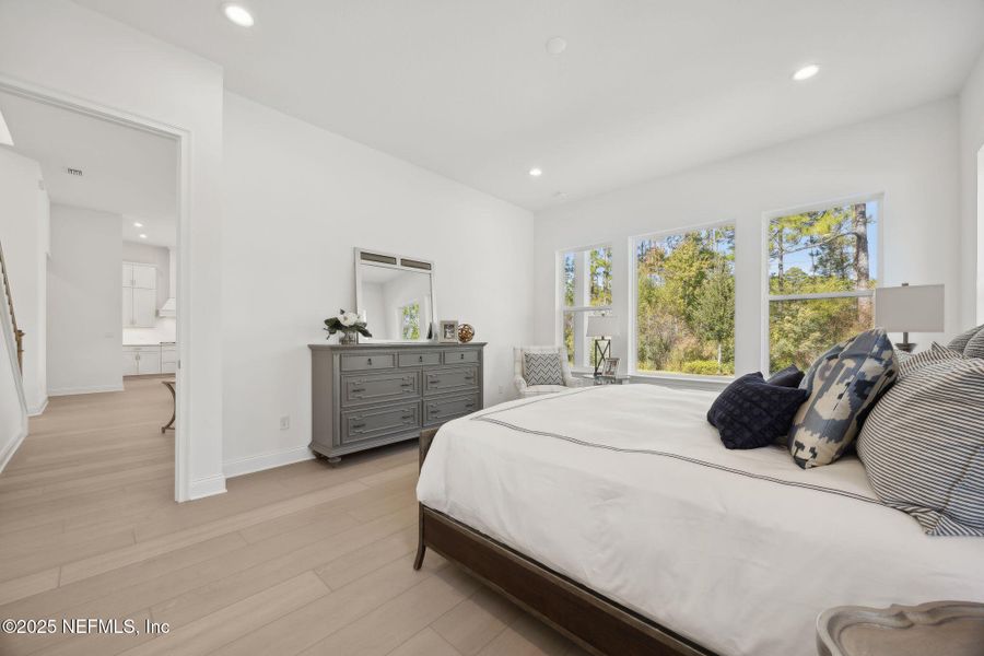 Furnished interior view inside a new home in Amelia National, Fernandina Beach (Image 17).