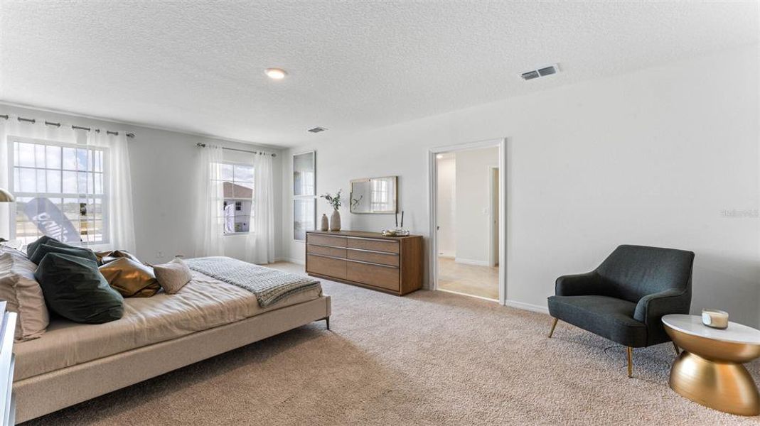 Furnished interior view inside a new home in Oak Leaf Preserve, New Smyrna Beach (Image 4).