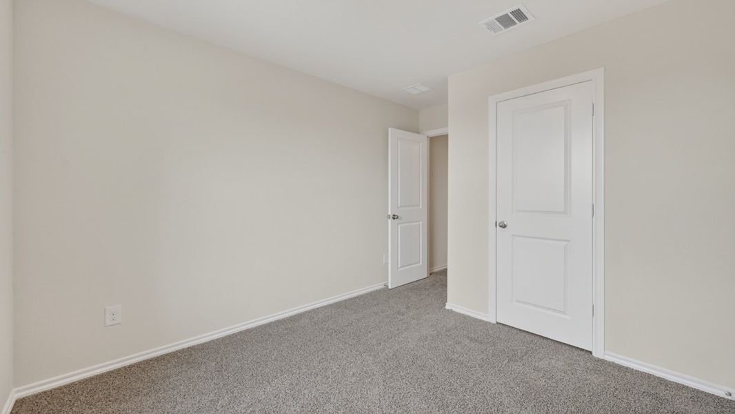 Spacious, unfurnished interior of a new home in Maplewood Meadows, Talty (Image 22).
