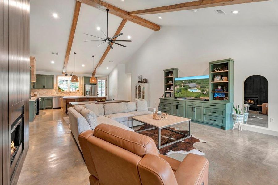 Furnished interior view inside a new home in , Tolar (Image 6).