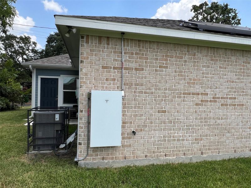Exterior details and patio area of a home in , Houston (Image 27).