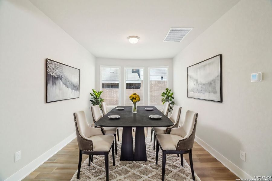 Furnished interior view inside a new home in Comanche Ridge, San Antonio (Image 10). Furnished interior view inside a new home in Comanche Ridge, San Antonio (Image 10).