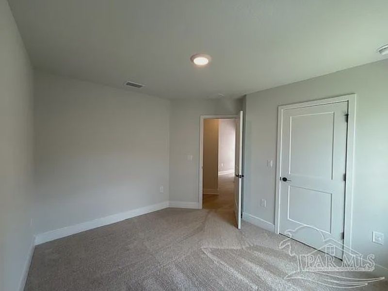 Spacious, unfurnished interior of a new home in Turtle Creek, Cantonment (Image 7).