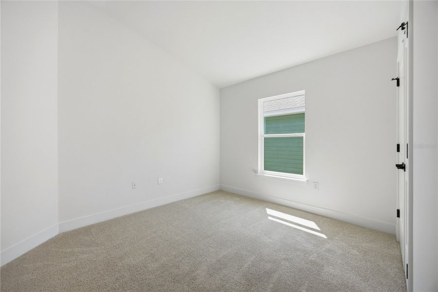 Spacious, unfurnished interior of a new home in Country Way South, Newberry (Image 15).