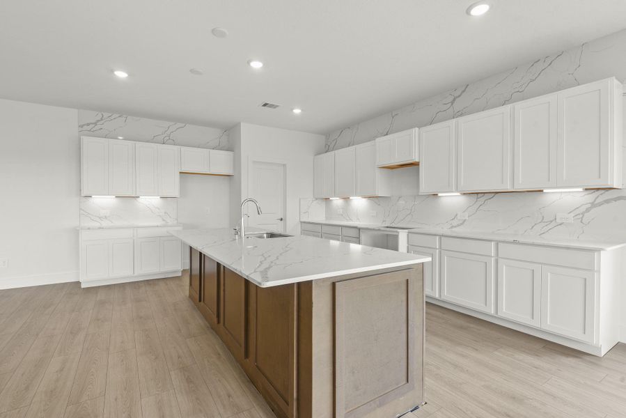 Furnished interior view inside a new home in Riverside Estates, Baytown (Image 9).