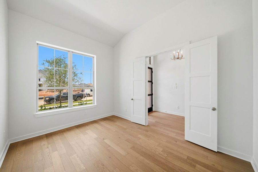 Spacious, unfurnished interior of a new home in Cross Creek West, Fulshear (Image 15). Spacious, unfurnished interior of a new home in Cross Creek West, Fulshear (Image 15).