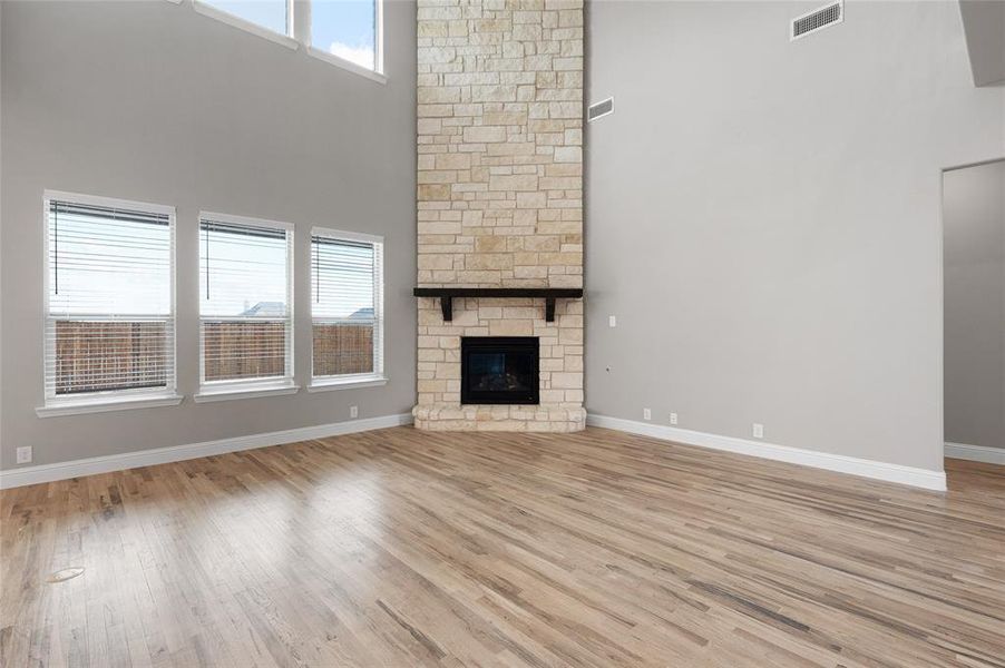 Spacious, unfurnished interior of a new home in Estates at Baker Park, Sherman (Image 29).