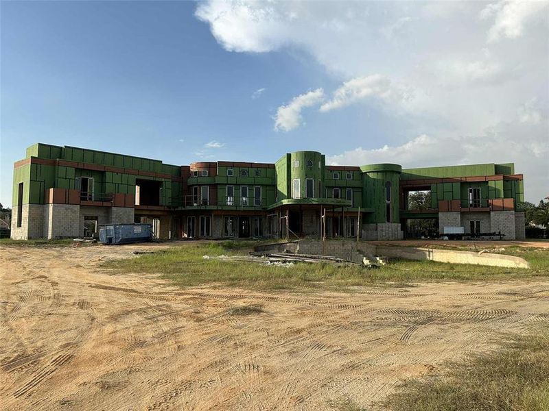 Front exterior of a new home in , Windermere, FL, highlighting curb appeal (Image 2).