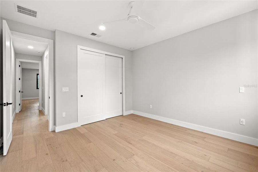 Spacious, unfurnished interior of a new home in College Park, Orlando (Image 56). Spacious, unfurnished interior of a new home in College Park, Orlando (Image 56).