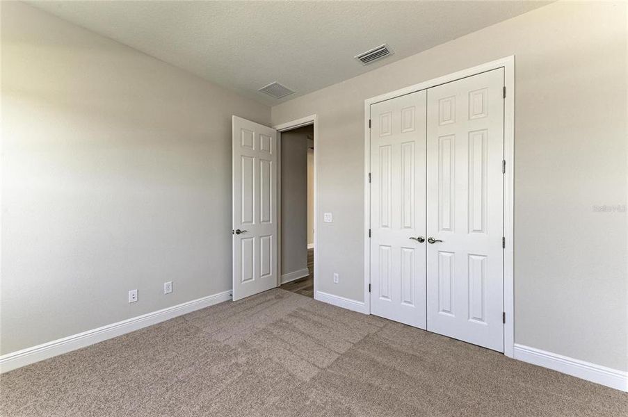 Spacious, unfurnished interior of a new home in Mirada, San Antonio (Image 16).