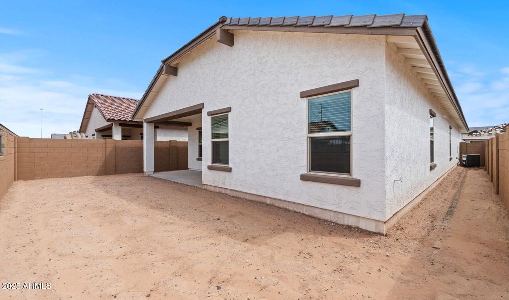 LS Lot #77 Backyard (Large)