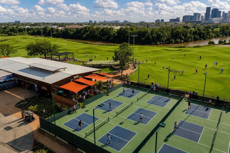Just 7 minutes from home, East River 9 puts golf, pickleball, great food, and Houston's skyline all into your everyday routine. Just 7 minutes from home, East River 9 puts golf, pickleball, great food, and Houston's skyline all into your everyday routine.