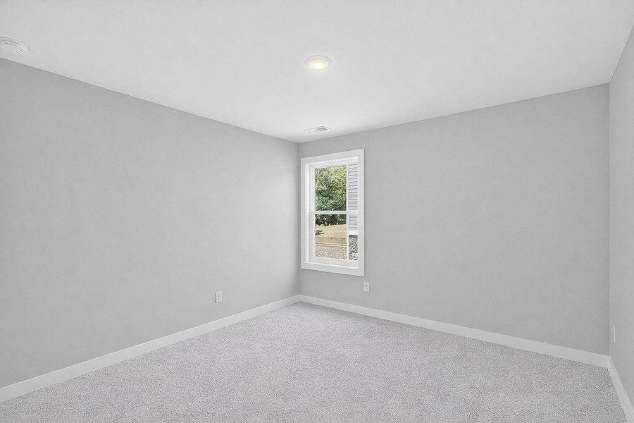 Spacious, unfurnished interior of a new home in The Manor at Gainesville Township, Gainesville (Image 31).