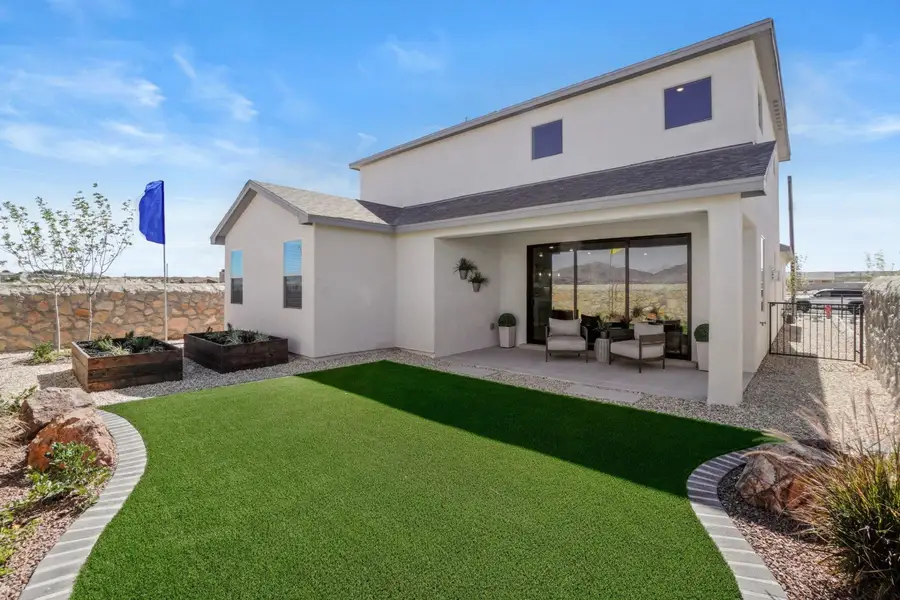 Representative exterior details of a home built from the Capitan by Hakes Brothers in Hillside Park, El Paso (Image 3).