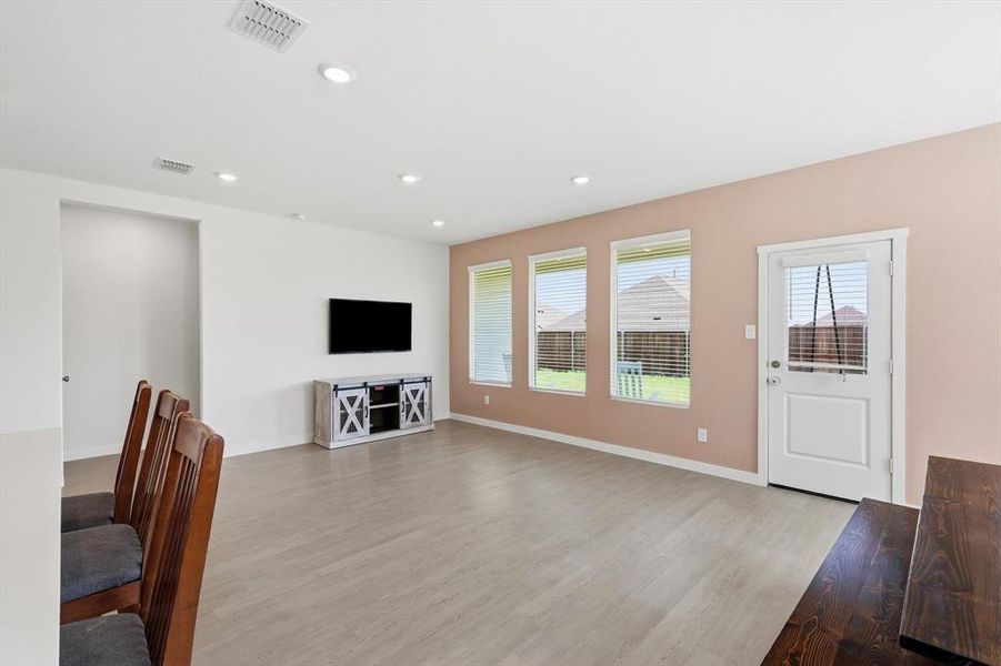 Spacious, unfurnished interior of a new home in Highpointe, Aubrey (Image 25). Spacious, unfurnished interior of a new home in Highpointe, Aubrey (Image 25).