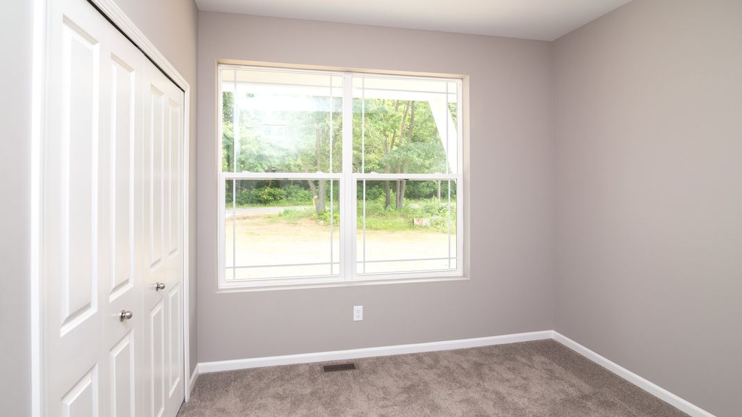 Representative unfurnished interior of a home built from the The Abington by Norfolk Homes in Valleys, Jackson (Image 71).