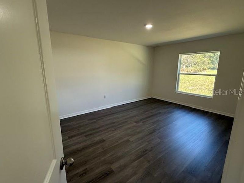 Spacious, unfurnished interior of a new home in Citrus Springs, Citrus Springs (Image 22).