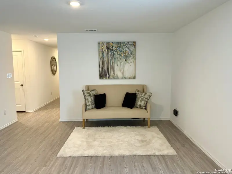 Furnished interior view inside a new home in Navarro Ranch: Watermill Collection, Seguin (Image 3). Furnished interior view inside a new home in Navarro Ranch: Watermill Collection, Seguin (Image 3).