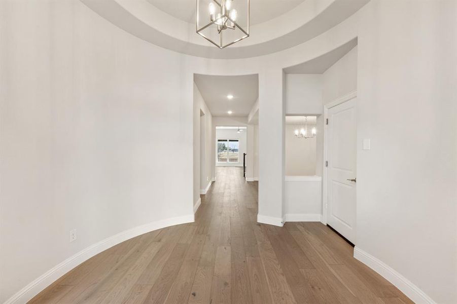 Spacious, unfurnished interior of a new home in Triple Diamond Ranch, Mansfield (Image 30).