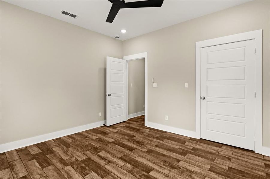 Spacious, unfurnished interior of a new home in , Pittsburg (Image 27). Spacious, unfurnished interior of a new home in , Pittsburg (Image 27).