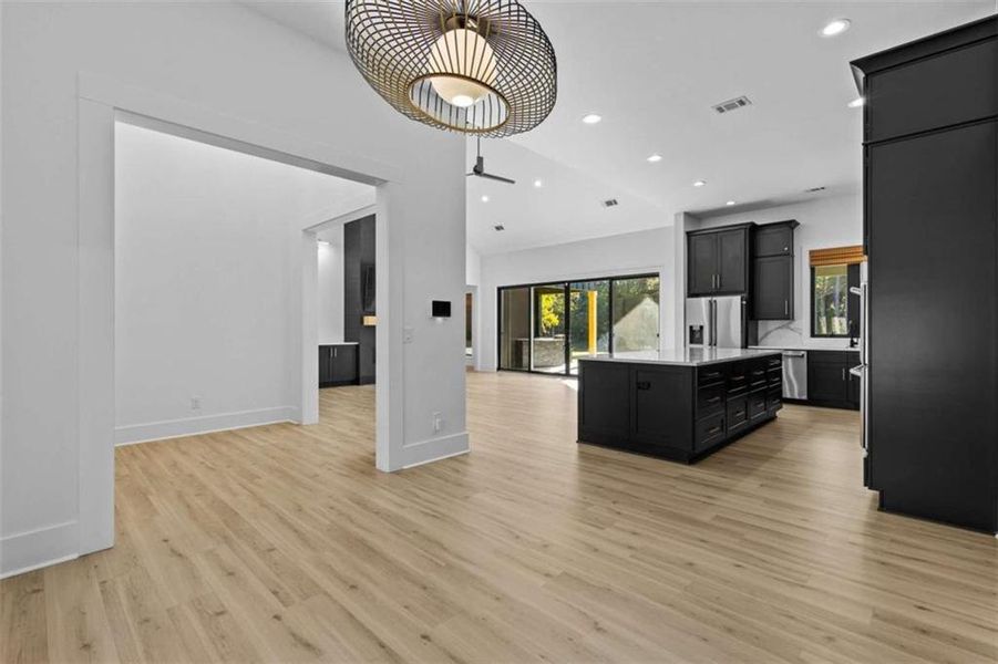 Spacious, unfurnished interior of a new home in , Monroe (Image 51).