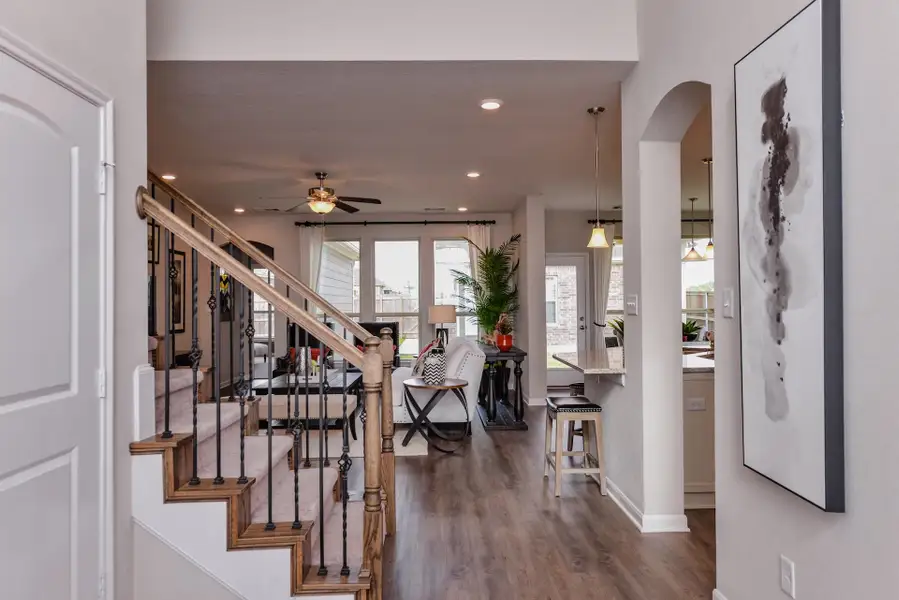 Furnished interior view inside a new home in Edgewater, Bryan (Image 4).