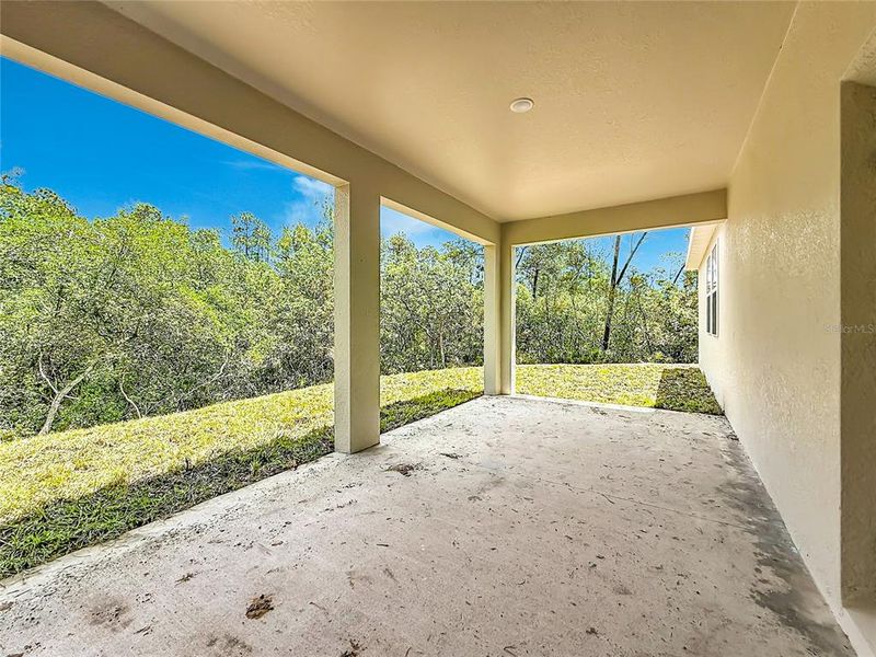 Exterior details and patio area of a home in , Eustis (Image 3).