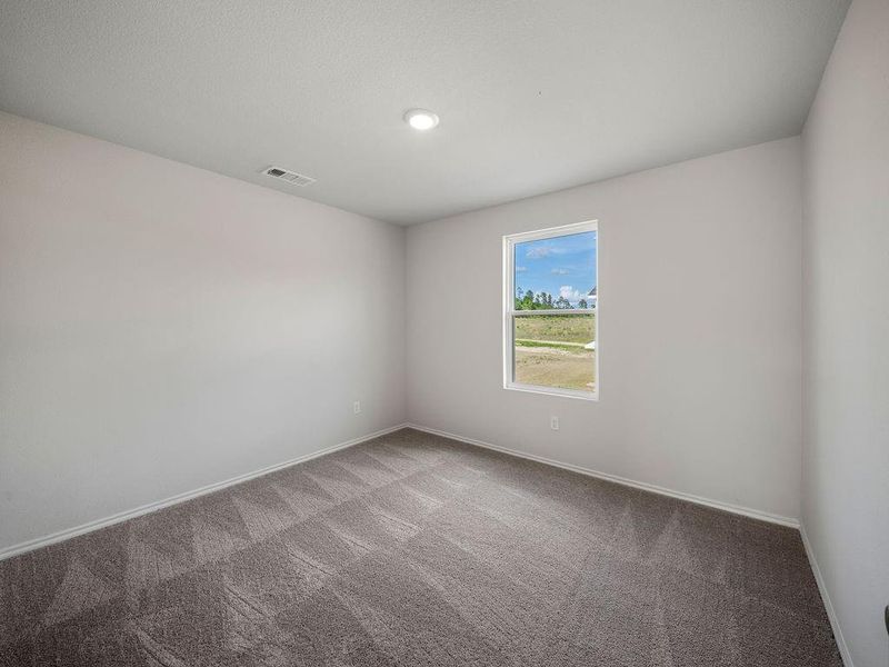 Spacious, unfurnished interior of a new home in Stoney Ridge, Hudson (Image 17).