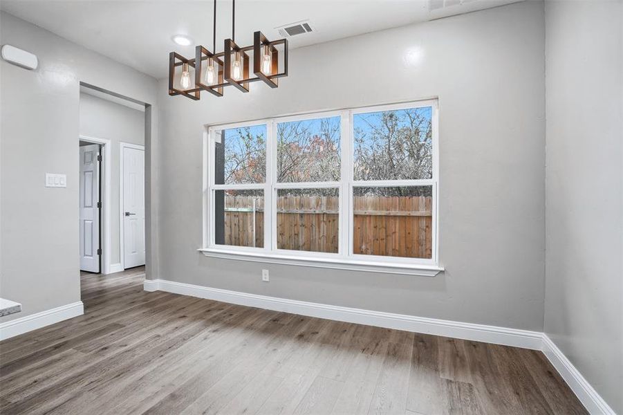 Spacious, unfurnished interior of a new home in , Granbury (Image 24).