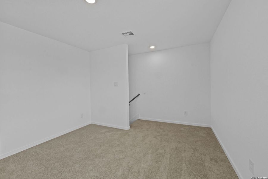 Spacious, unfurnished interior of a new home in Spring Grove, St. Hedwig (Image 9). Spacious, unfurnished interior of a new home in Spring Grove, St. Hedwig (Image 9).