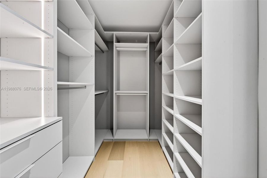 Image 44 of a home in .