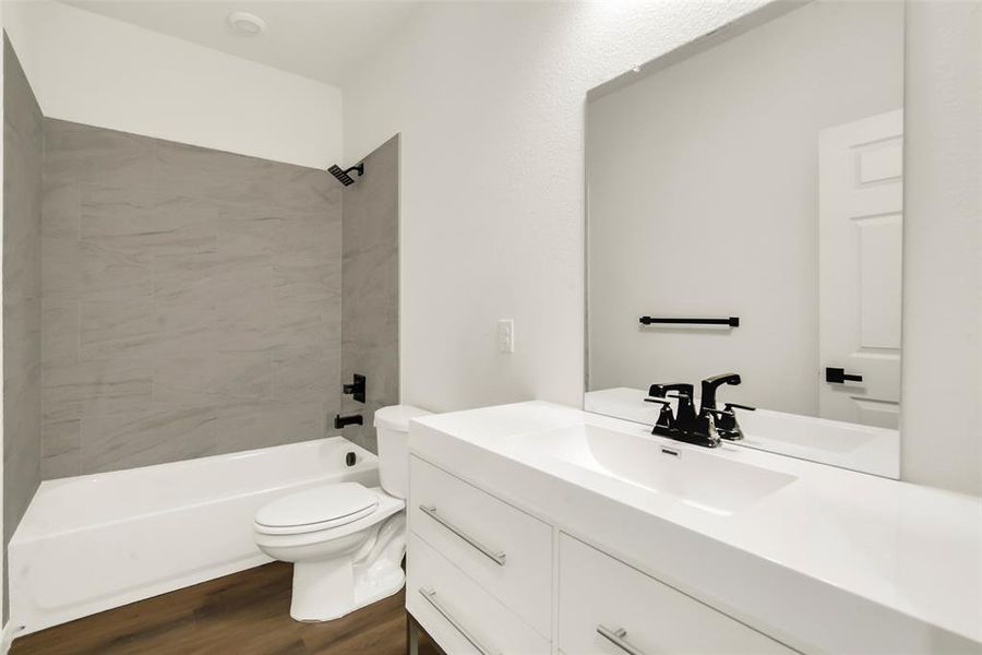 Furnished interior view inside a new home in , Whitewright (Image 3). Furnished interior view inside a new home in , Whitewright (Image 3).