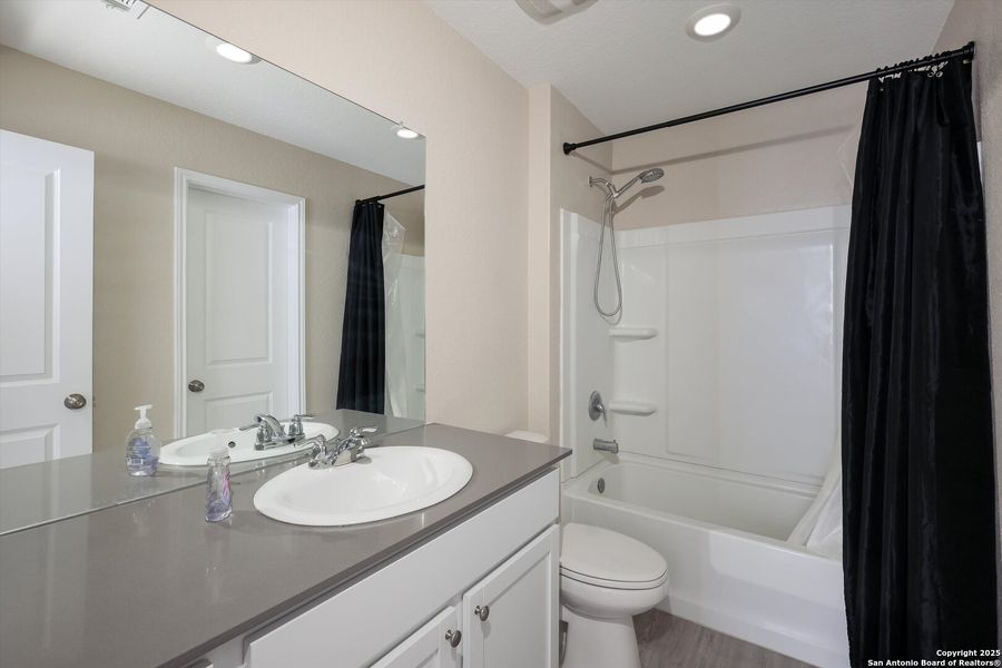 Furnished interior view inside a new home in , San Antonio (Image 7).