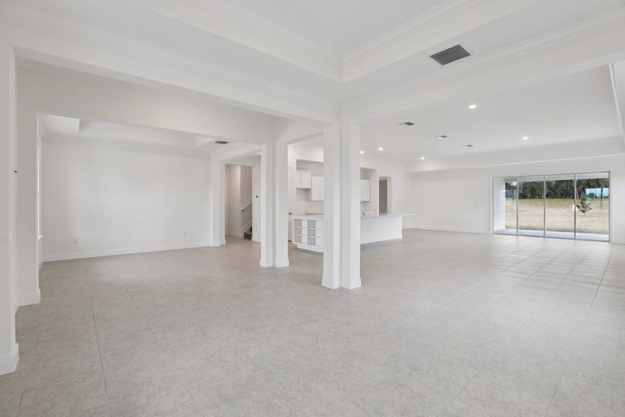 Representative unfurnished interior of a home built from the Sierra by Maronda Homes in Marion Oaks, Ocala (Image 27).