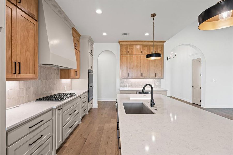 Furnished interior view inside a new home in Santana Ridge, Weatherford (Image 10). Furnished interior view inside a new home in Santana Ridge, Weatherford (Image 10).
