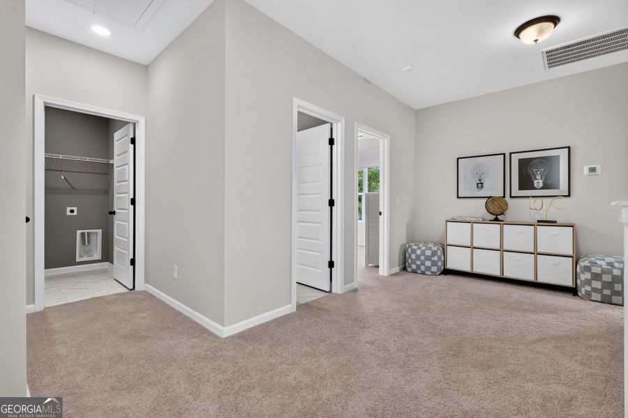 Furnished interior view inside a new home in Cobblestone Crossing Commons, Warner Robins (Image 32). Furnished interior view inside a new home in Cobblestone Crossing Commons, Warner Robins (Image 32).
