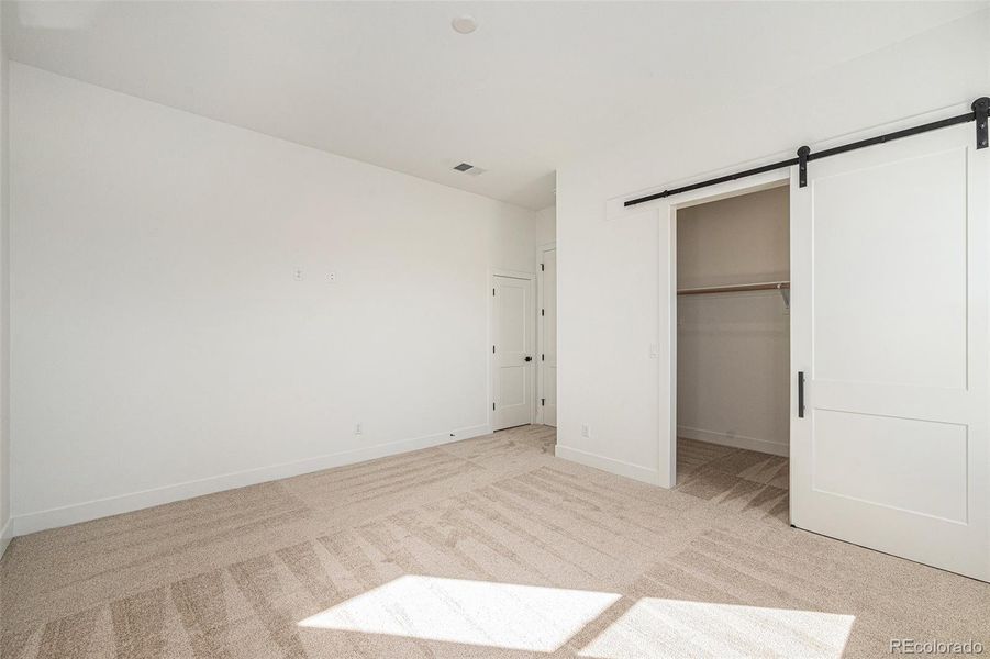 Spacious, unfurnished interior of a new home in Prelude at TAVA Waters, Denver (Image 23).