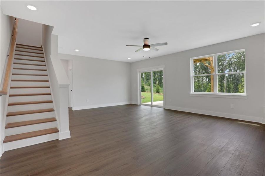 Spacious, unfurnished interior of a new home in Twin Lakes, Hoschton (Image 20). Spacious, unfurnished interior of a new home in Twin Lakes, Hoschton (Image 20).