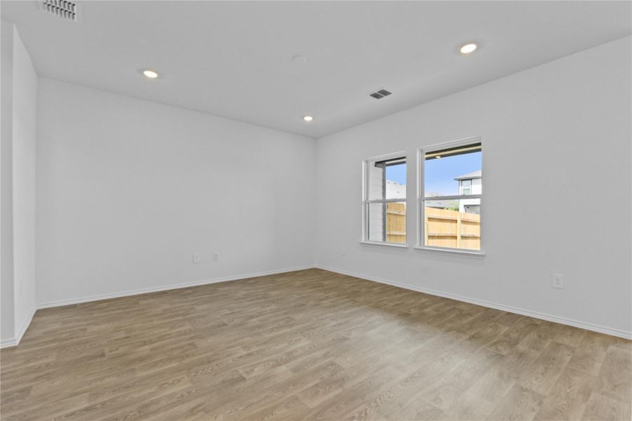 Spacious, unfurnished interior of a new home in Palomino, Manor (Image 29).