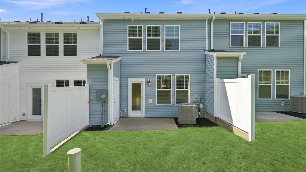 Exterior details and patio area of a home in Silo Ridge, Anderson (Image 24).