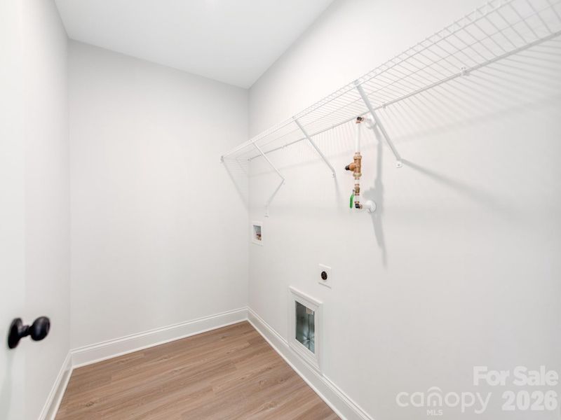 Spacious, unfurnished interior of a new home in , Monroe (Image 15).