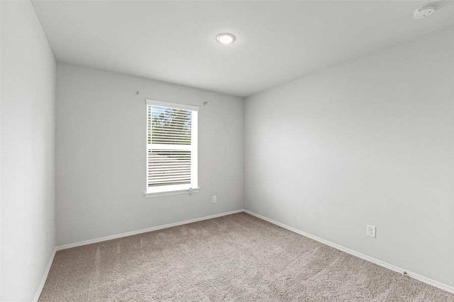 Spacious, unfurnished interior of a new home in Liberty Collection at Fairway Farms, Tomball (Image 17).