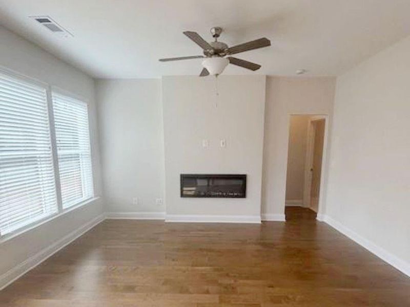Spacious, unfurnished interior of a new home in , Buford (Image 23).