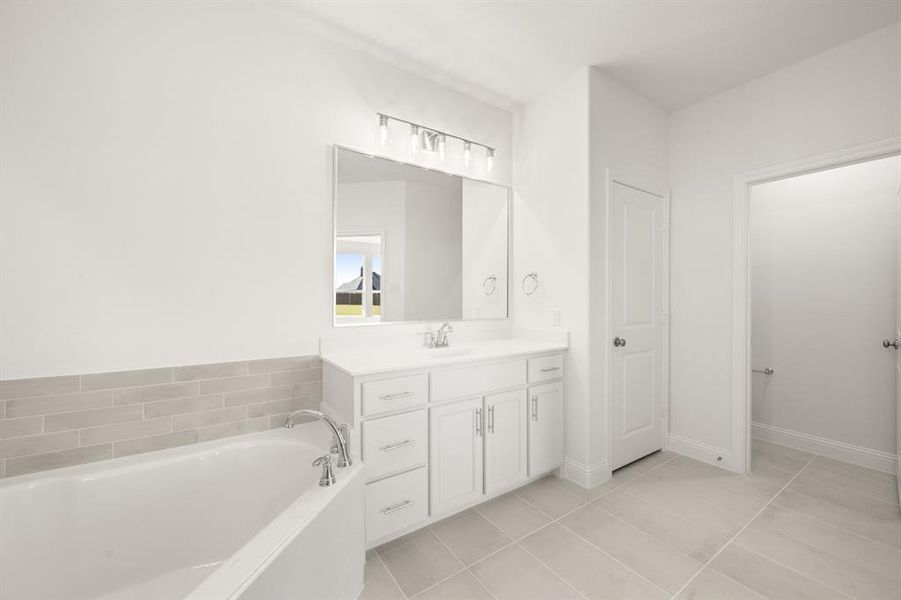 109 Golden Jackal- Primary Suite-4