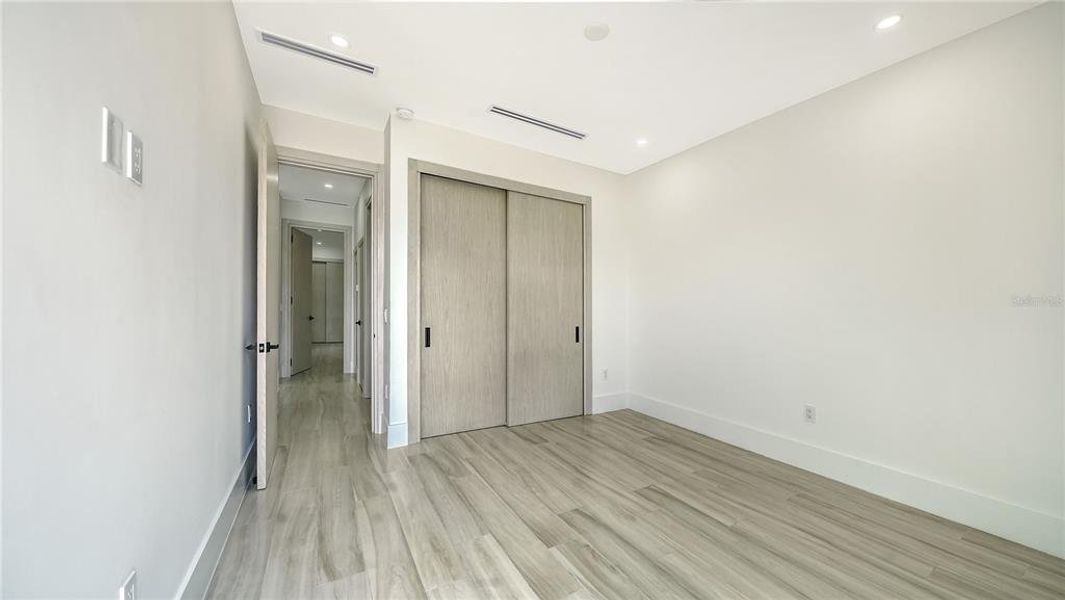 Spacious, unfurnished interior of a new home in , Sarasota (Image 26). Spacious, unfurnished interior of a new home in , Sarasota (Image 26).