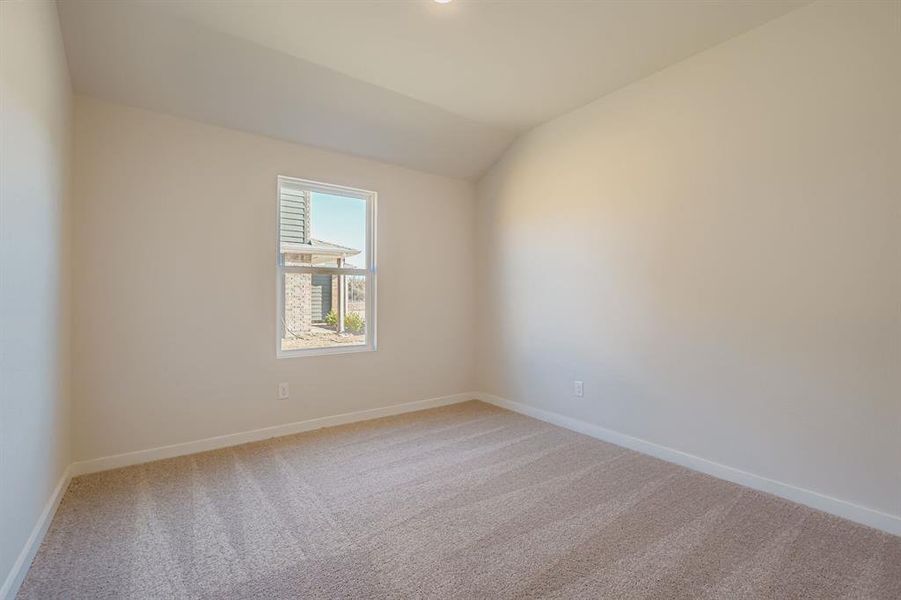 Spacious, unfurnished interior of a new home in Middlefield Village, Dallas (Image 27).